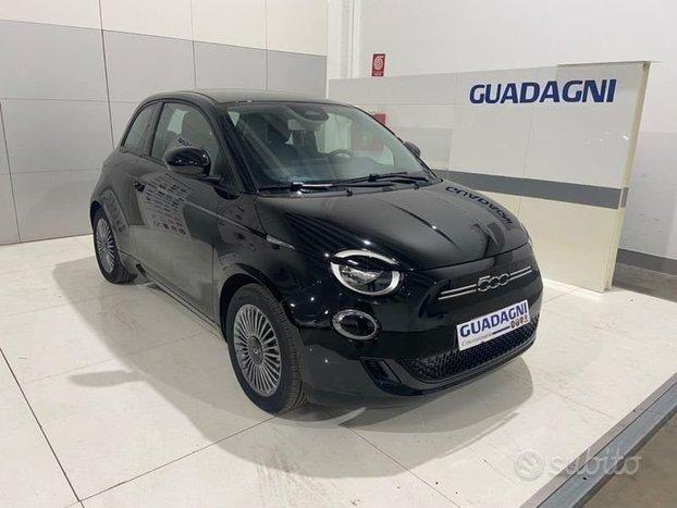 FIAT 500 Nuova Hatchback My23 La Nuova - 320 ...