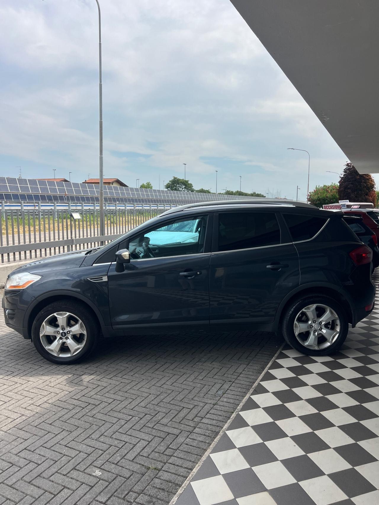 Ford Kuga 2.0 TDCi 136 CV 4WD Titanium DPF