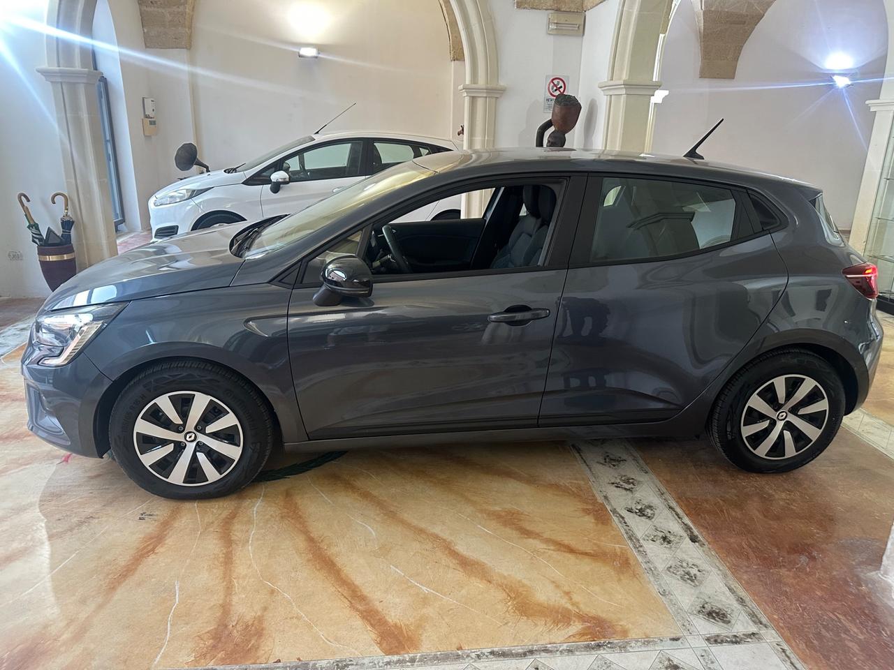 Renault Clio Full Hybrid E-Tech 145 CV 5 porte Techno