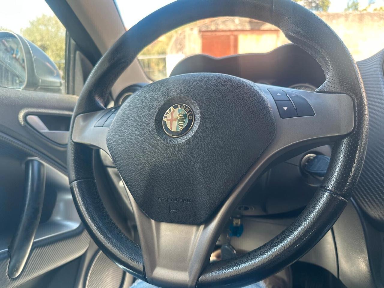Alfa Romeo MiTo 1.3 JTDm-2 95 CV S&S Distinctive Sport Pack