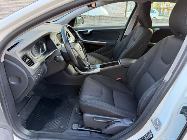 VOLVO V60 D2 1.6 Powershift AUTOMATICA
