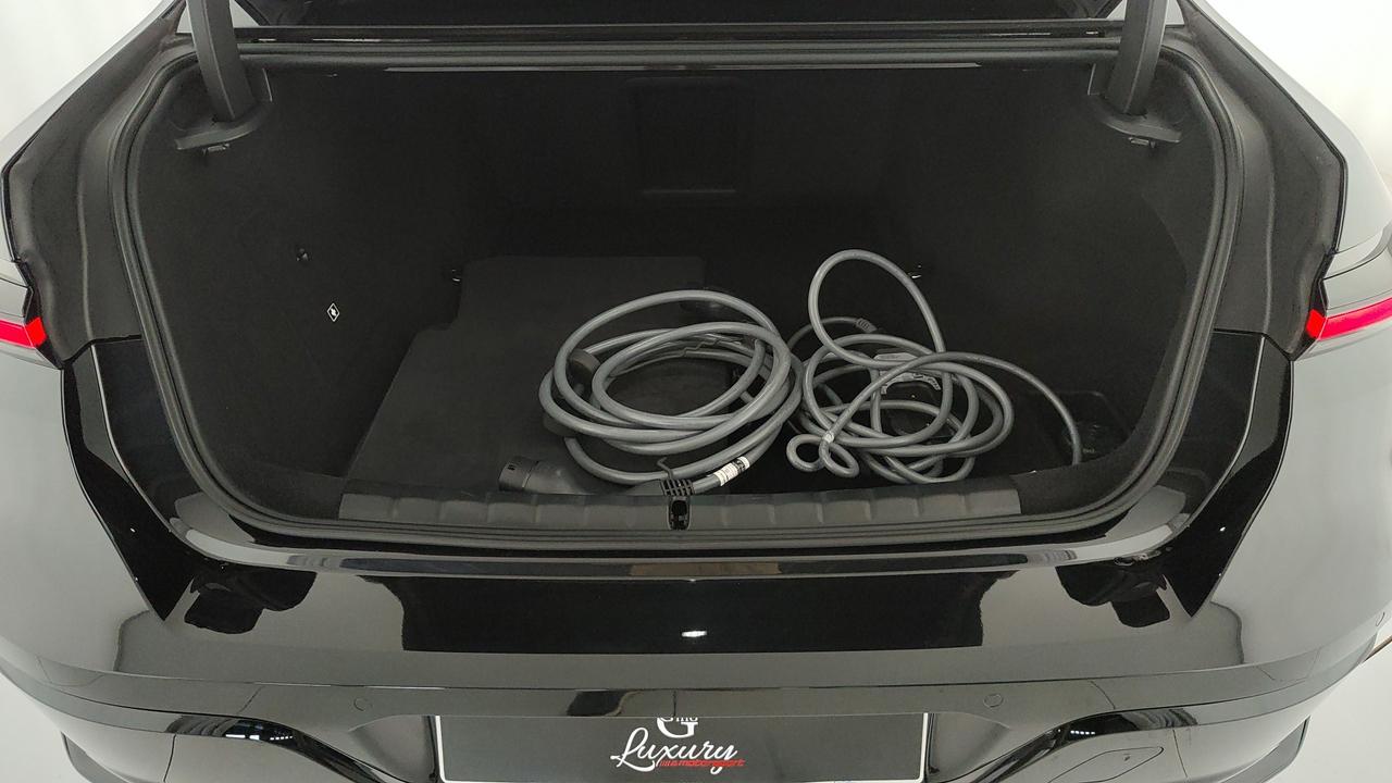 BMW Serie 7 G70 - i7 xdrive60 MSport