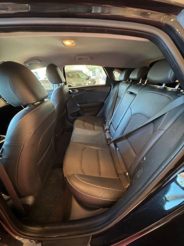 KIA Ceed 1.6 CRDi 136 CV 5p. Evolution