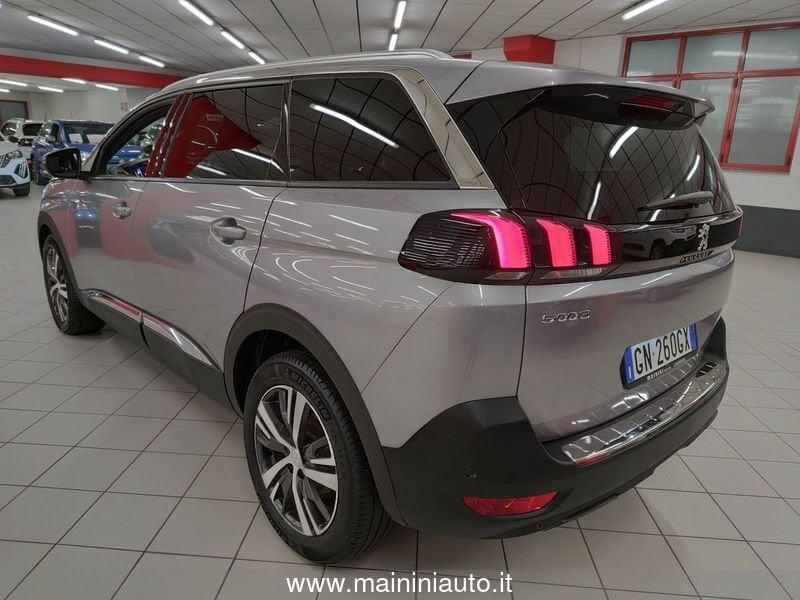 Peugeot 5008 1.2 Turbo 130cv Allure + Car Play