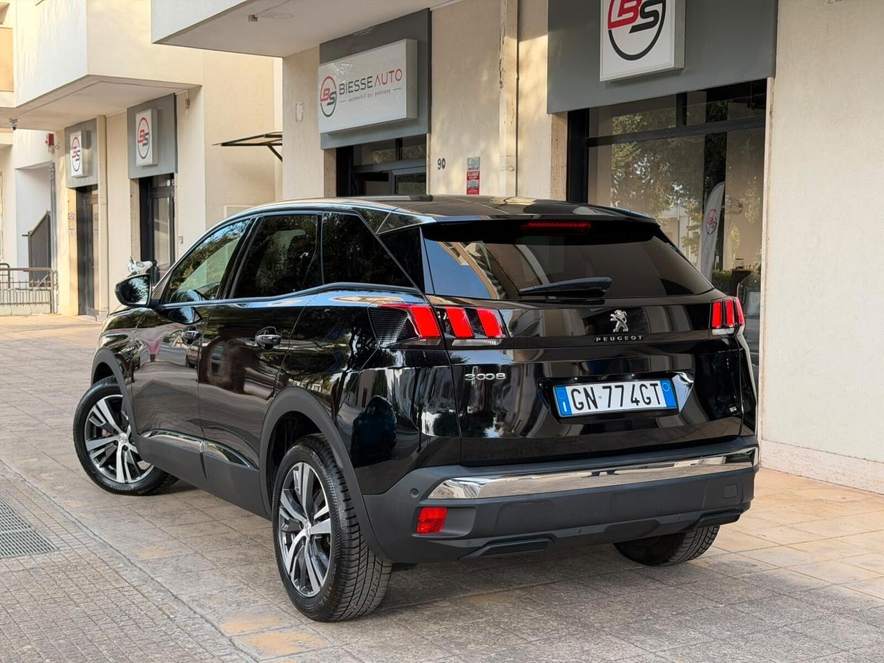 Peugeot 3008 BlueHDi 130 S&S EAT8 Allure Pack