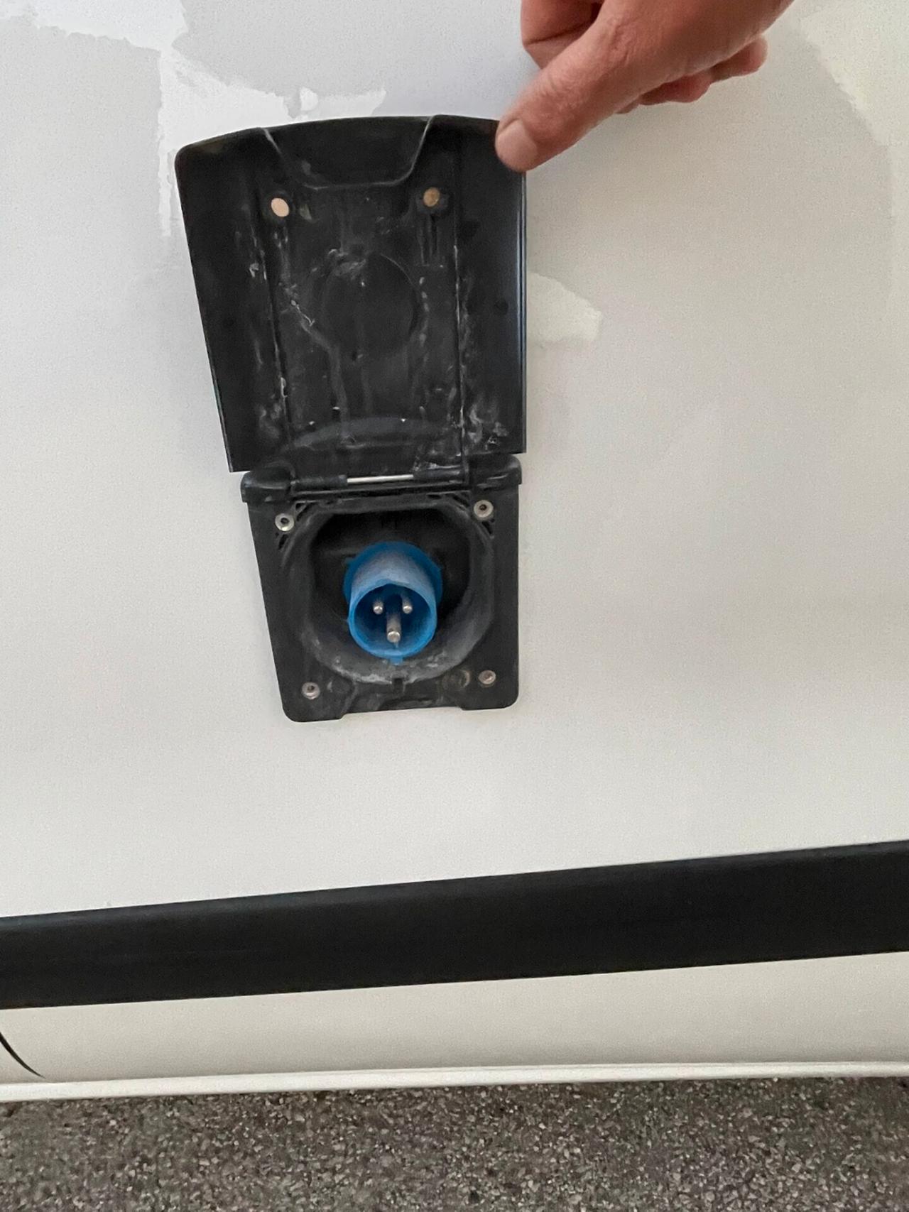 FIAT DOBLO' FURGONE FRIGO APT 0° VALIDA 03/27