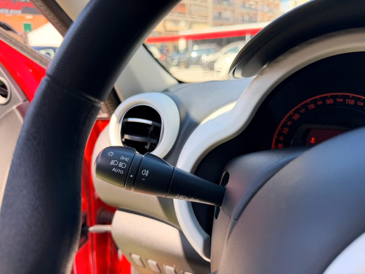 Renault Twingo SCe 65 CV Intens