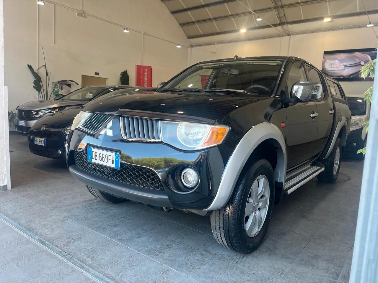 MITSUBISHI L200 2.5 4X4 136CV DOUBLE CAB INTENSE+HARDTOP