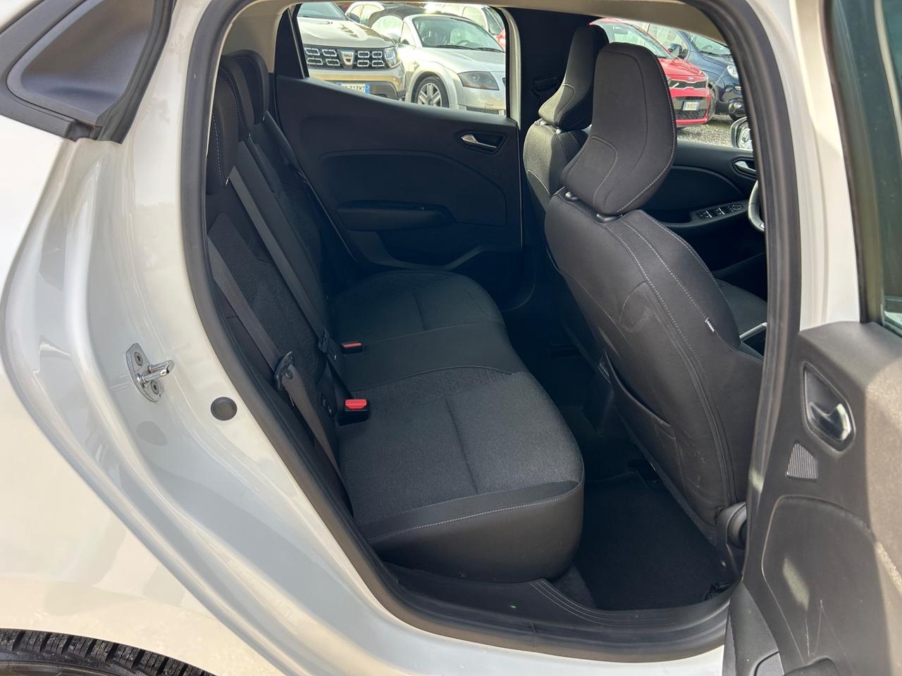 Renault Clio Full Hybrid E-Tech 140 CV 5 porte Intens