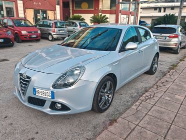 Alfa Giulietta 1.6 JTD 105cv passaggio compreso. .