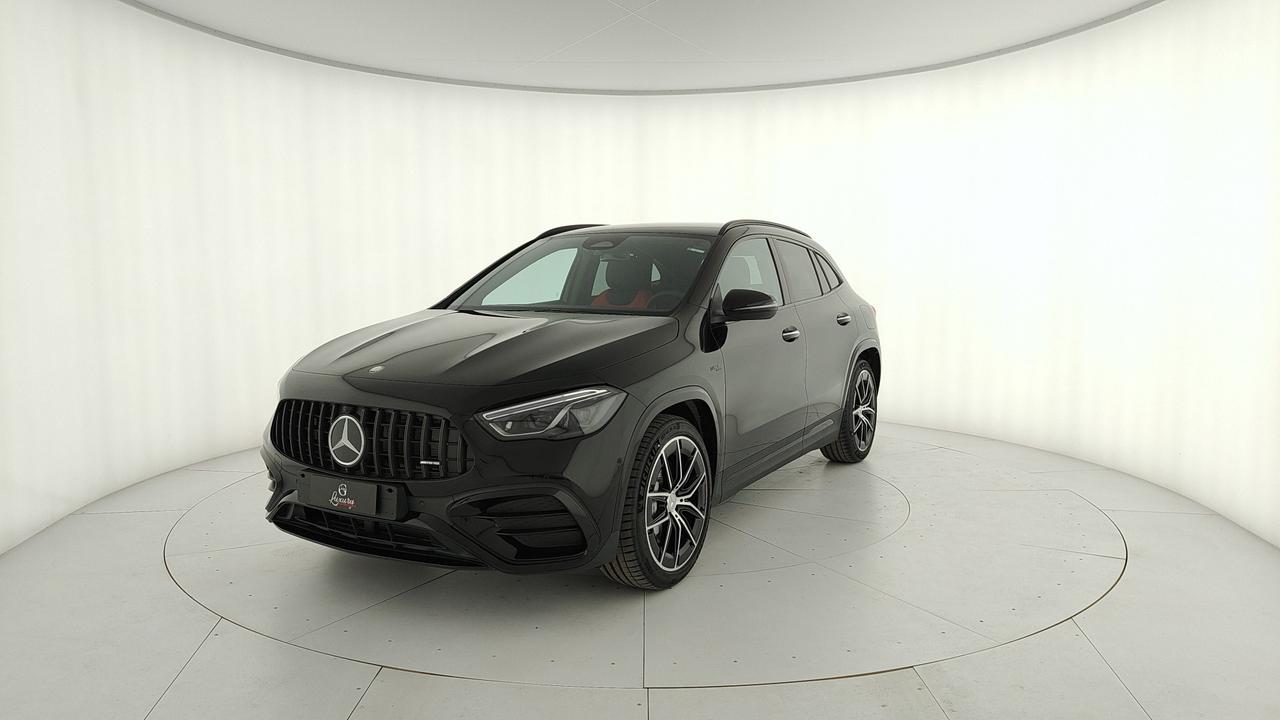 Mercedes-Benz Mercedes-AMG GLA 35 4MATIC