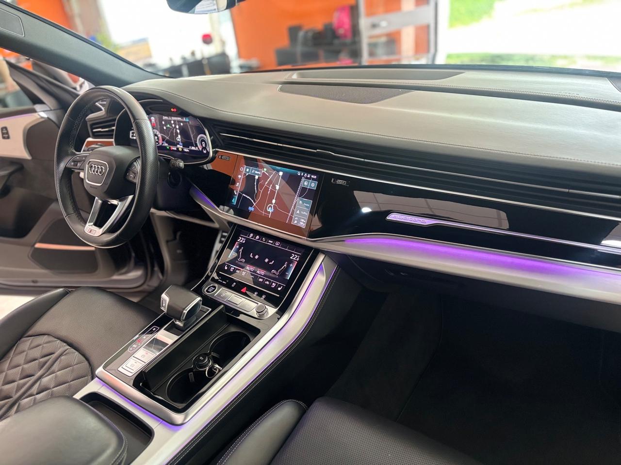 Audi Q8 55 TFSI quattro tiptronic S LINE X 2 TETTO MATRIX PERMUTE FINANZIAMENTI