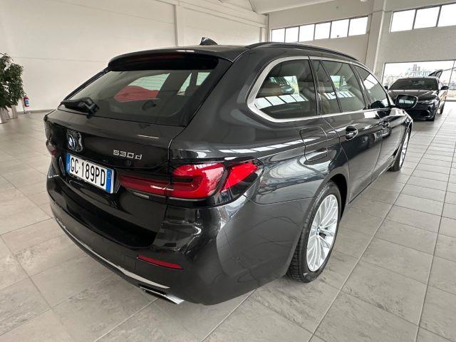 BMW 530 d 48V xDrive Touring Luxury