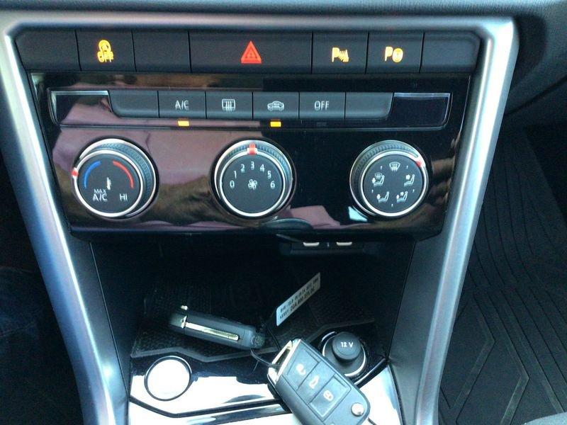 Volkswagen T-Roc 1.0 TSI Edition Plus