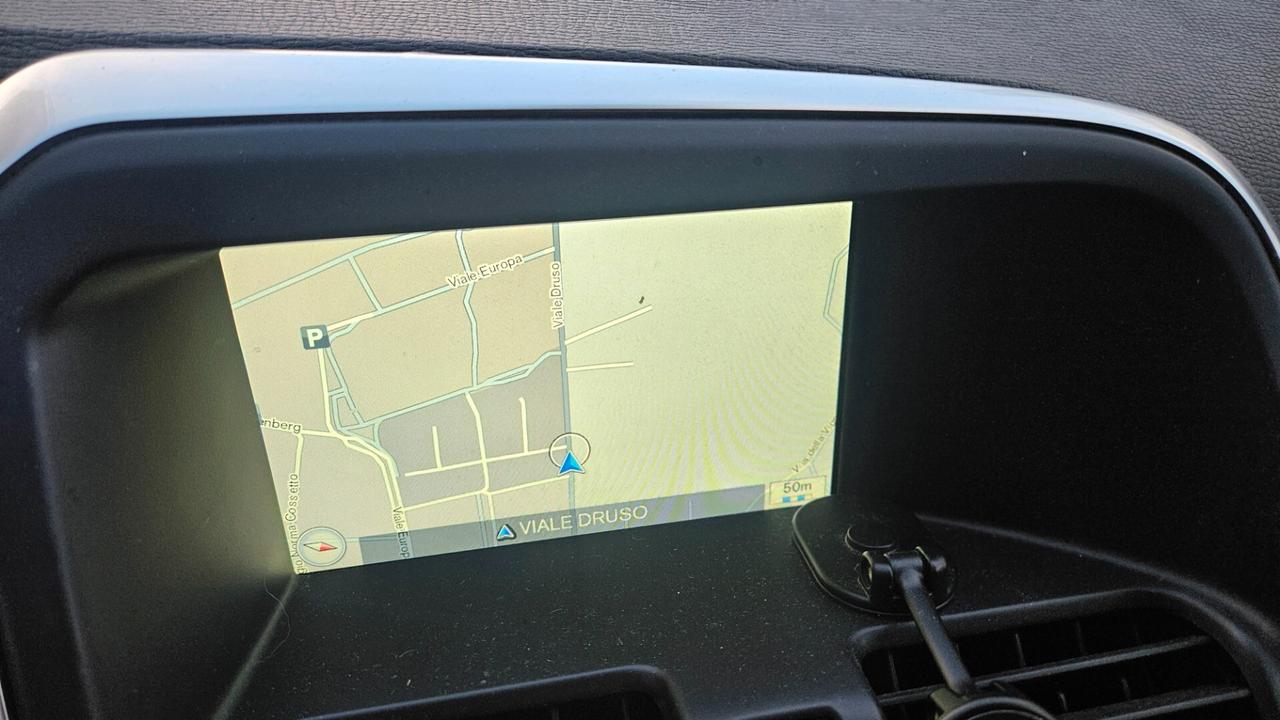 Volvo XC 60 2.4 d4 awd 181cv geartronic NAVY-CAM-SED.RISC