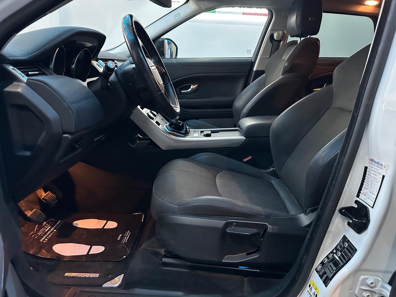 Land Rover Range Evoque 2.0 eD4 5p. Pure