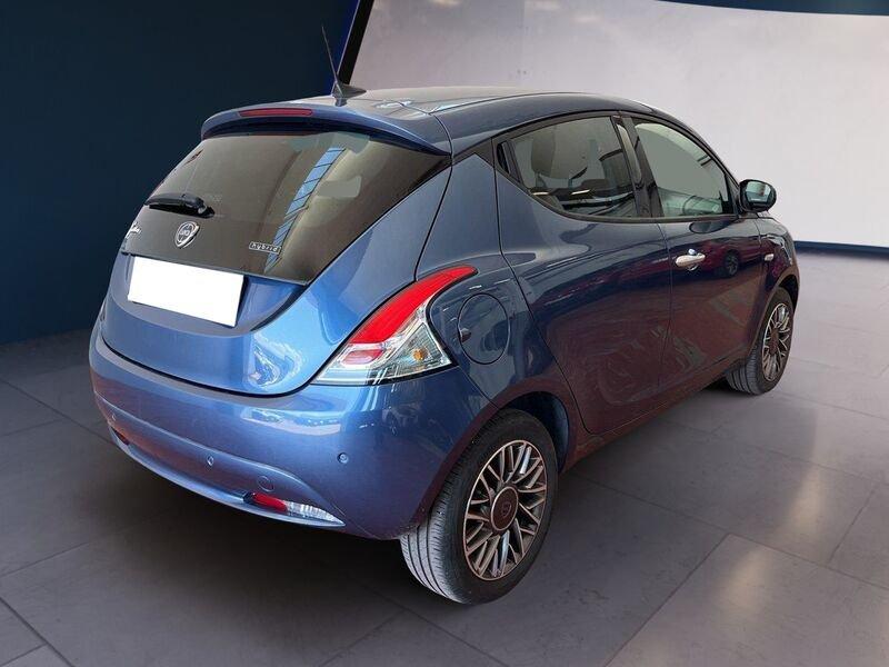 Lancia Ypsilon III 2021 1.0 firefly hybrid Gold s&s 70cv