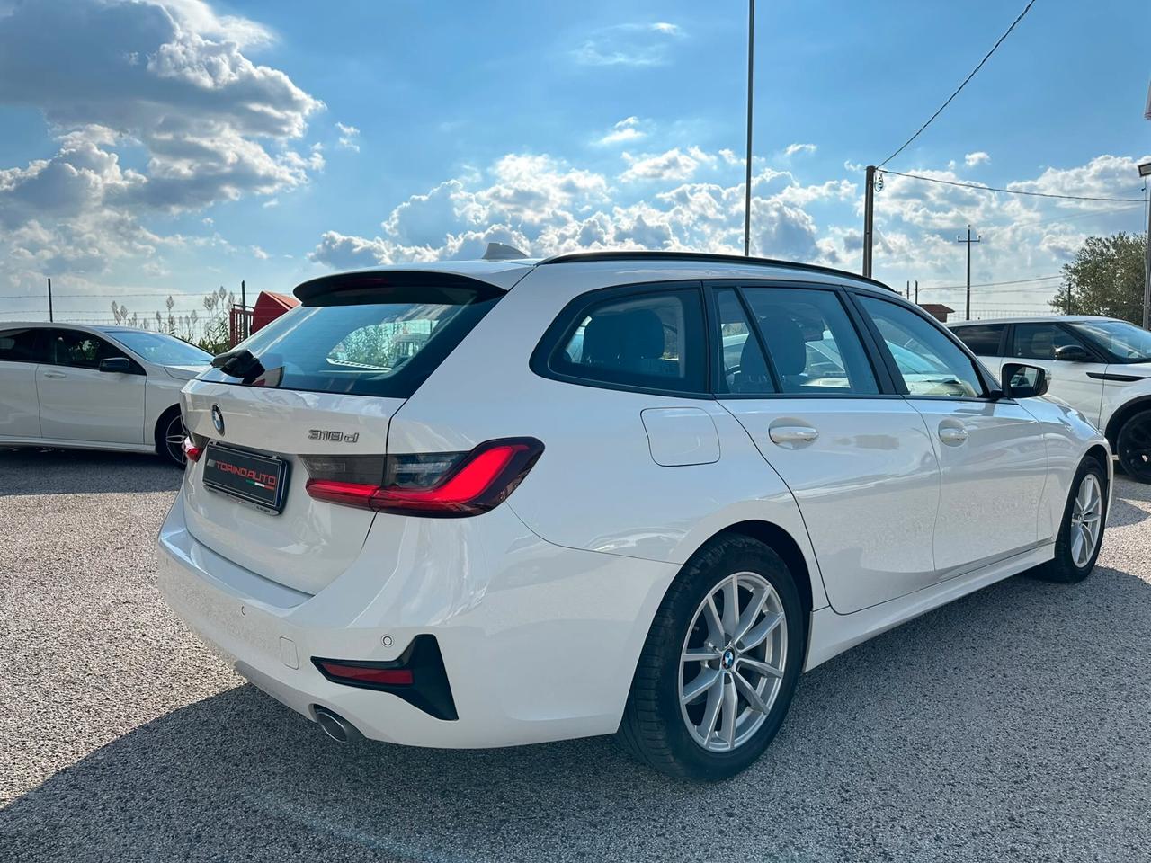 Bmw 318d 48V Touring Business Advantage
