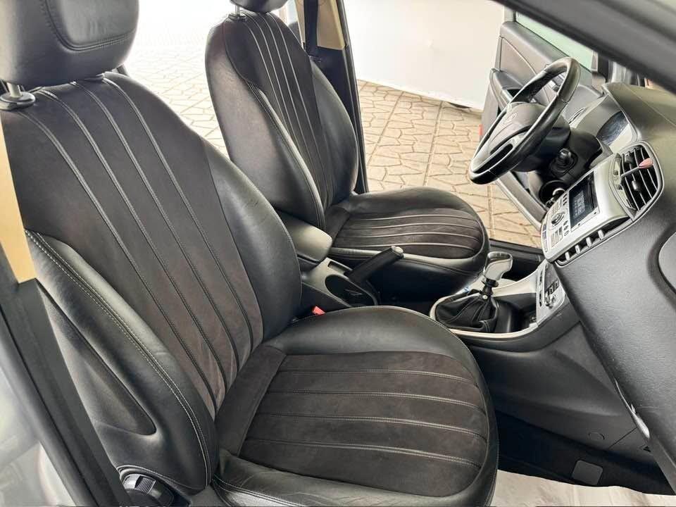 Lancia Delta 1.6 MJT DPF Gold