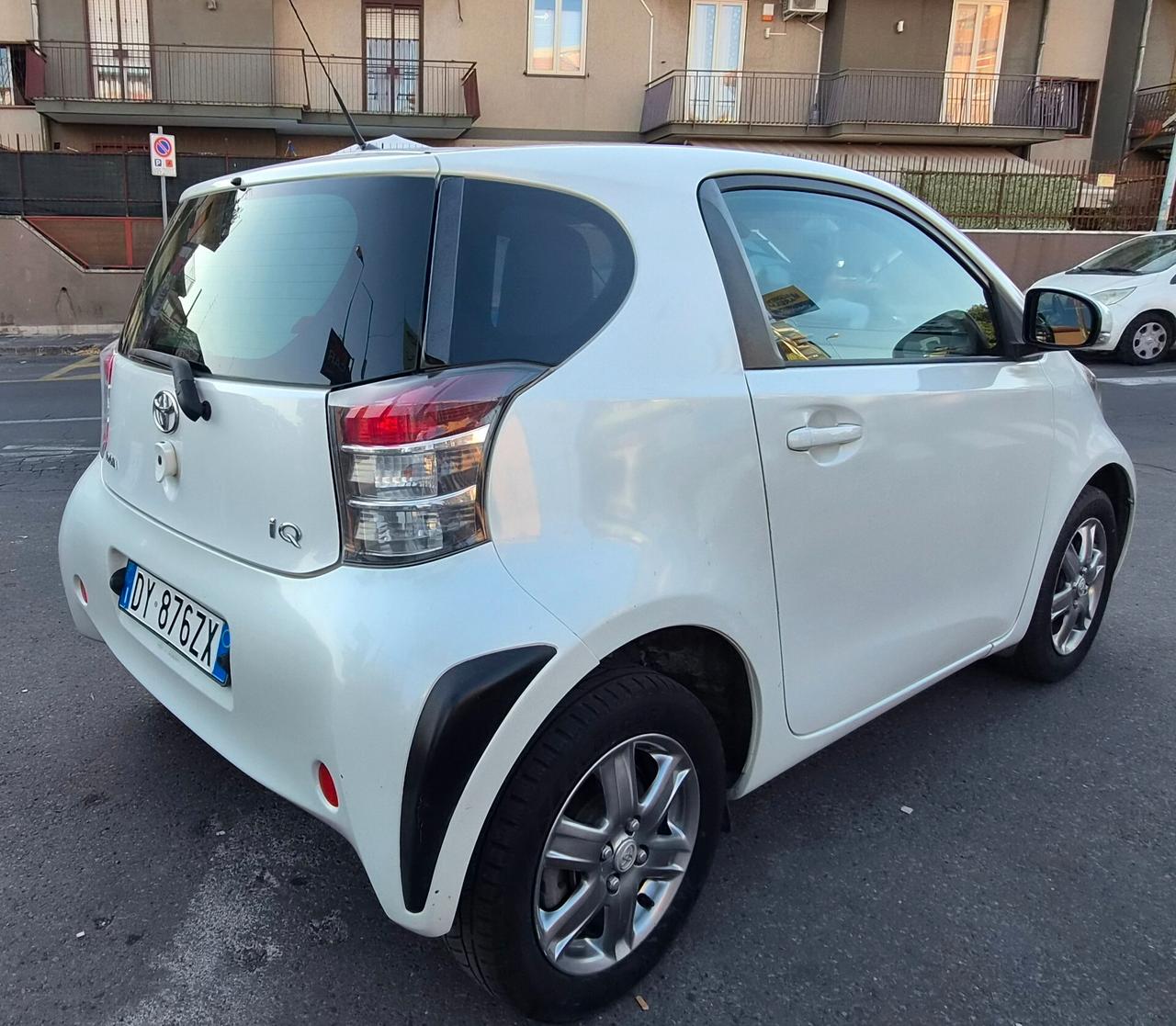 Toyota iQ 1.0 Multidrive
