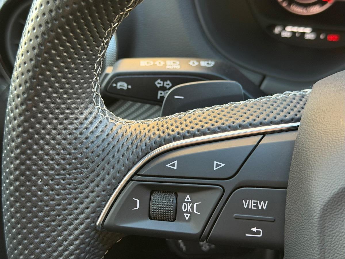 Audi Q2 35TDI S-line Edition Identity Black 150CV