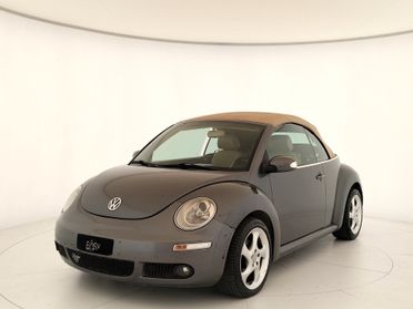 Volkswagen New Beetle 2.0 Cabrio aut.