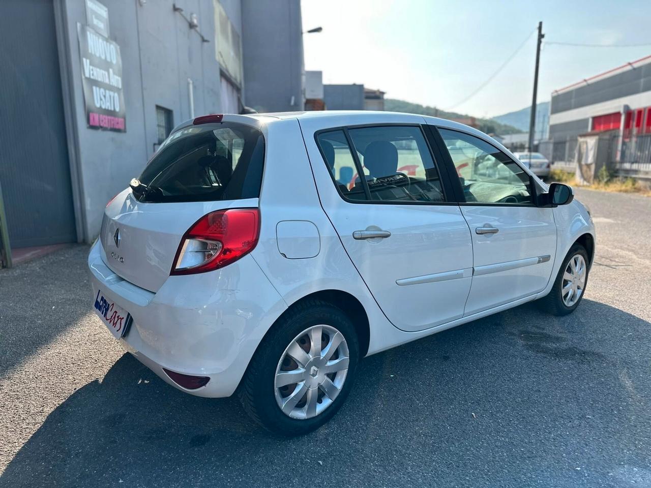 Renault Clio 1.2 16V 5 porte GPL Dynamique NEOPATENTATI