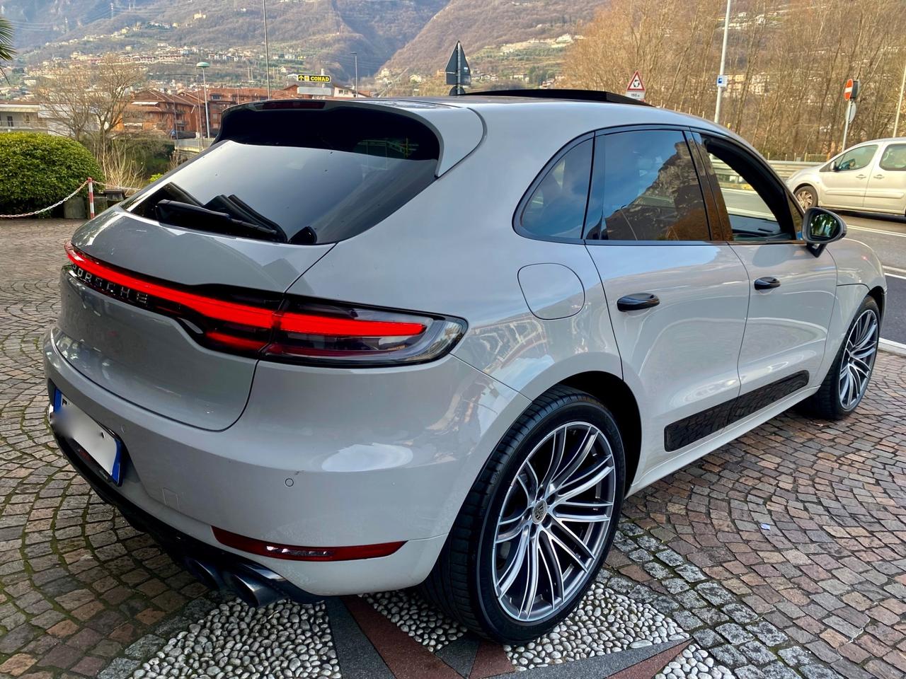 Porsche Macan 2.0 pdk GESSO TETTO 21” FULL