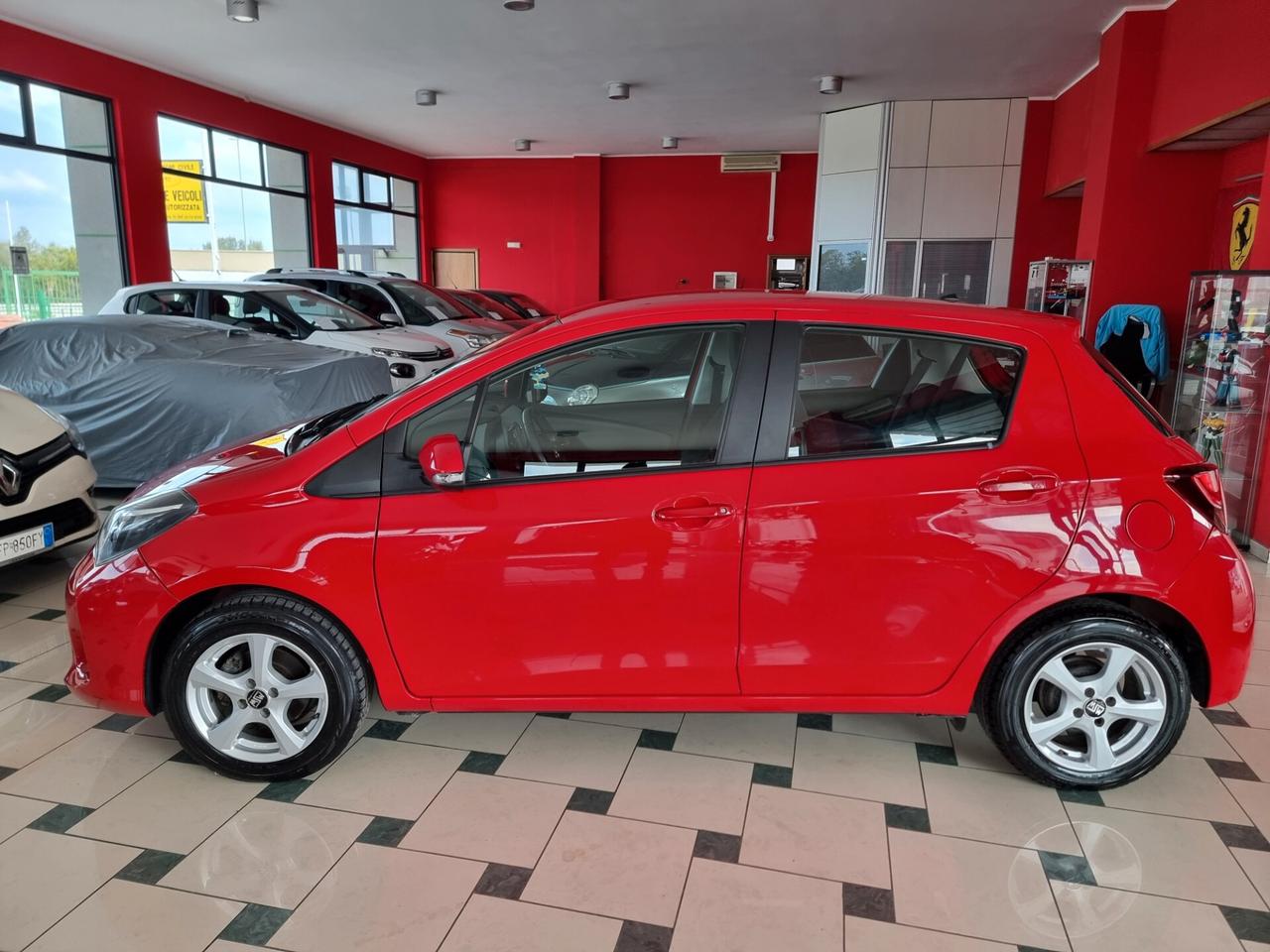 Toyota Yaris 1.0 5 porte Cool