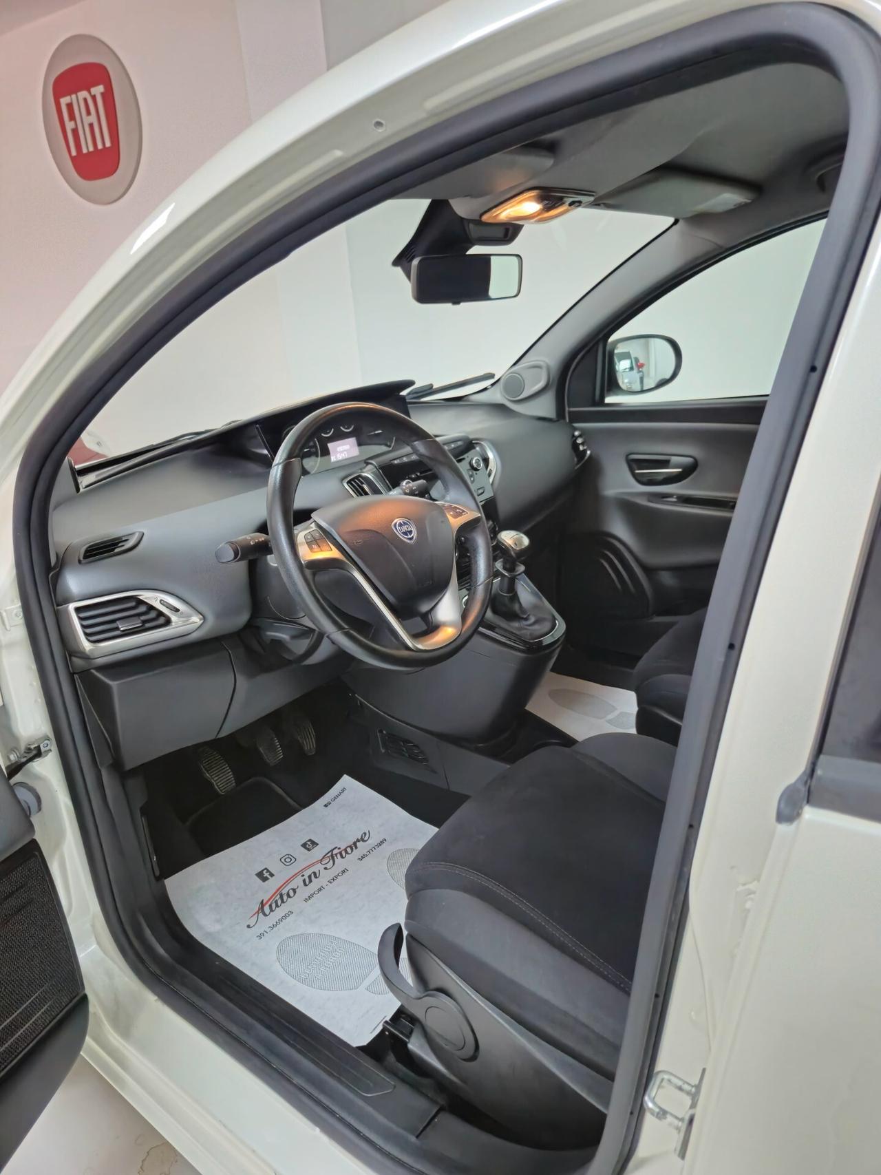 LANCIA YPSILON GOLD 5 PORTE