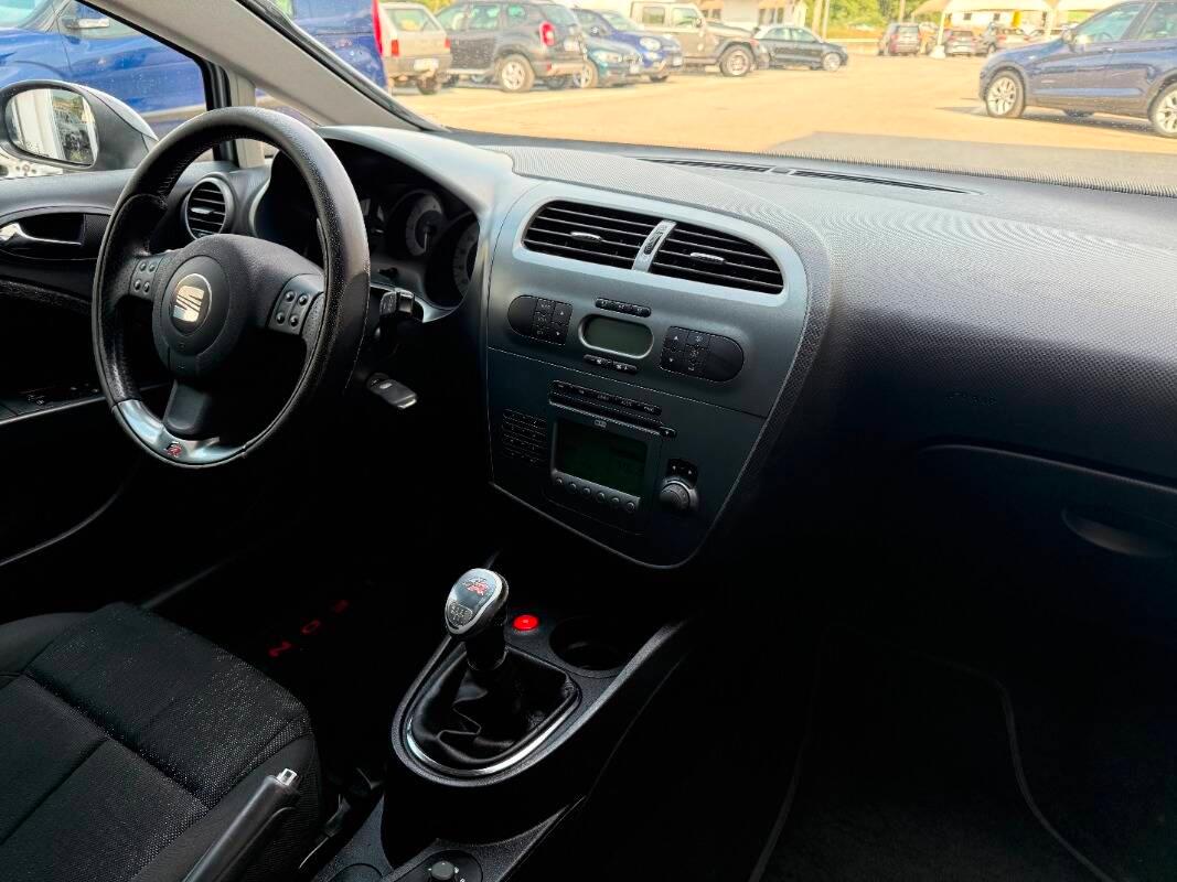 Seat Leon Leon 2.0 tdi FR LE Monza Dpf