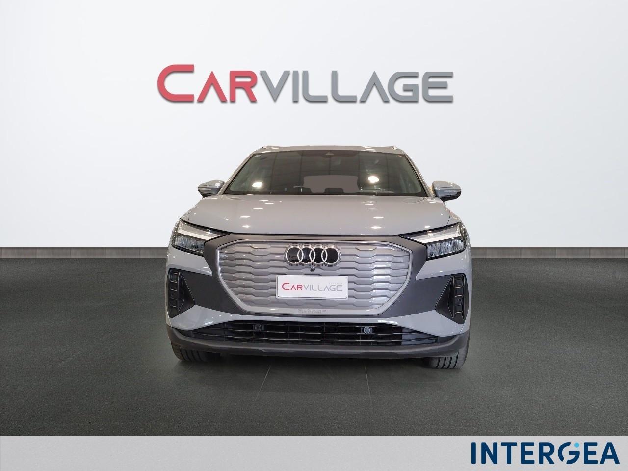 AUDI Q4 e-tron 40 Business