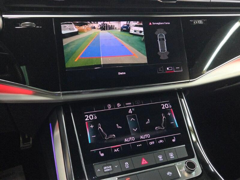 AUDI Q8 Q8 50 TDI 286 CV quattro tiptronic Sport
