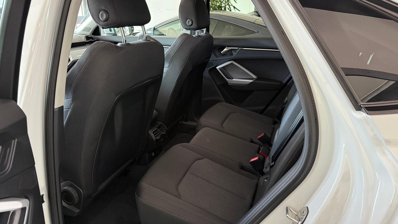AUDI Q3 SPORTBACK S LINE TETTO IDENTITY BLACK