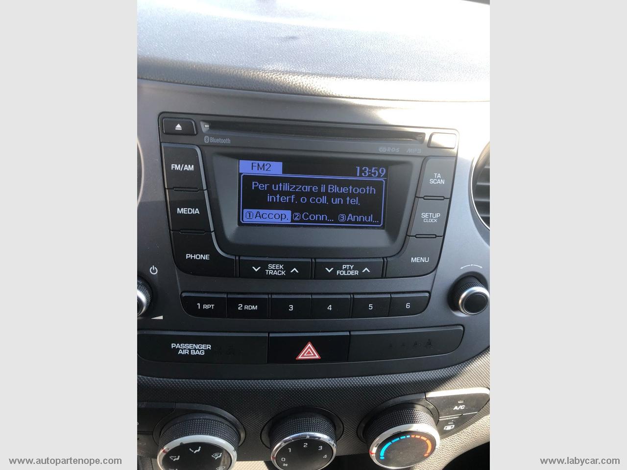 HYUNDAI i10 1.0 MPI Sound Edition