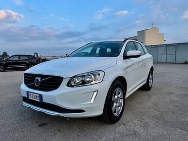 VOLVO XC60 2.0D D3 150CV GEARTRONIC FUL LED MY16