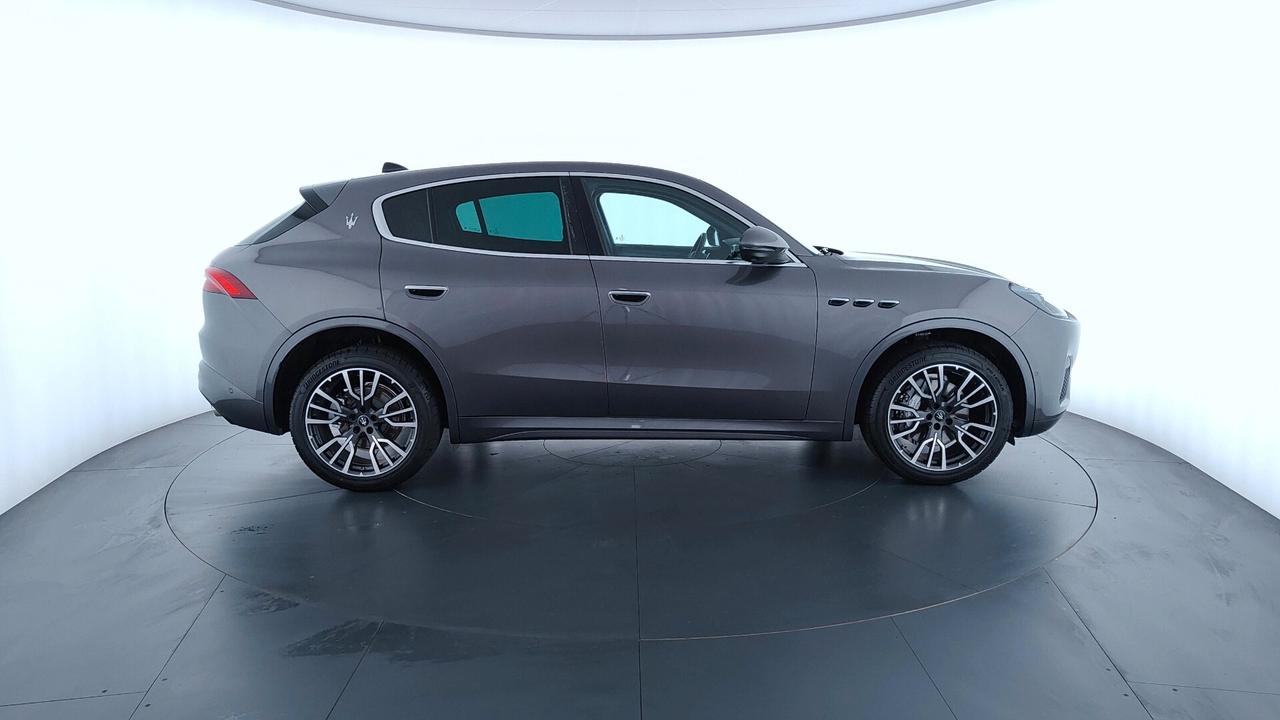 Maserati Grecale MHEV 250 CV AWD
