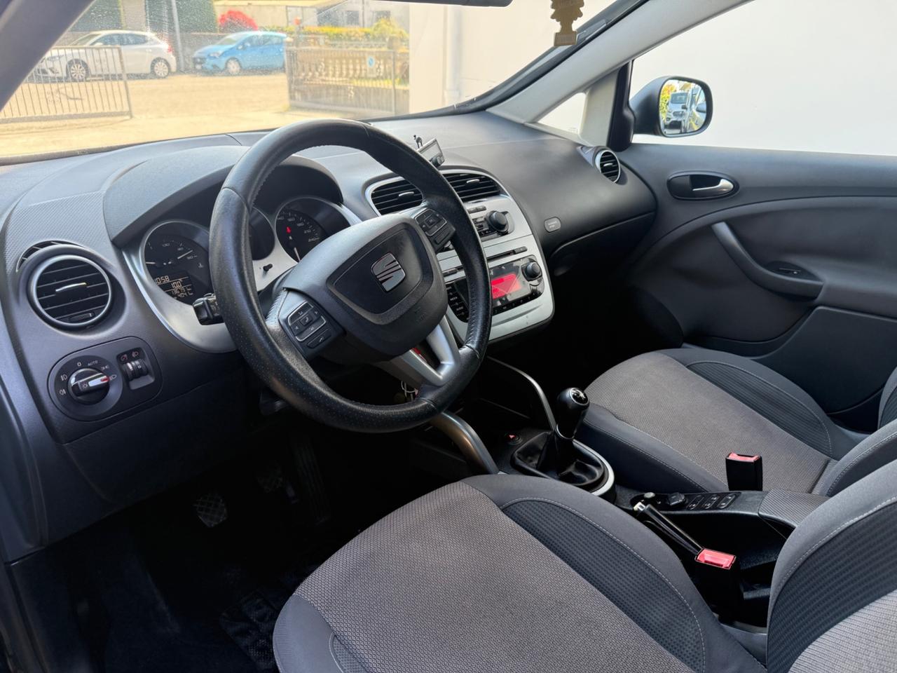 SEAT ALTEA XL 1.6 BENZ UNICO PROP. POCHI KM