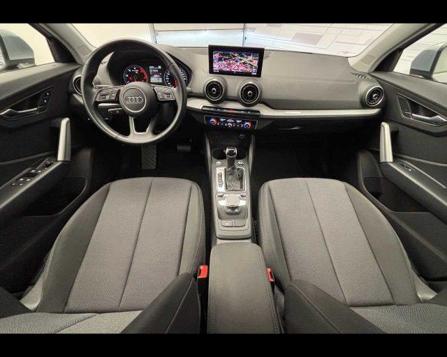 AUDI Q2 30 TDI S tronic Business