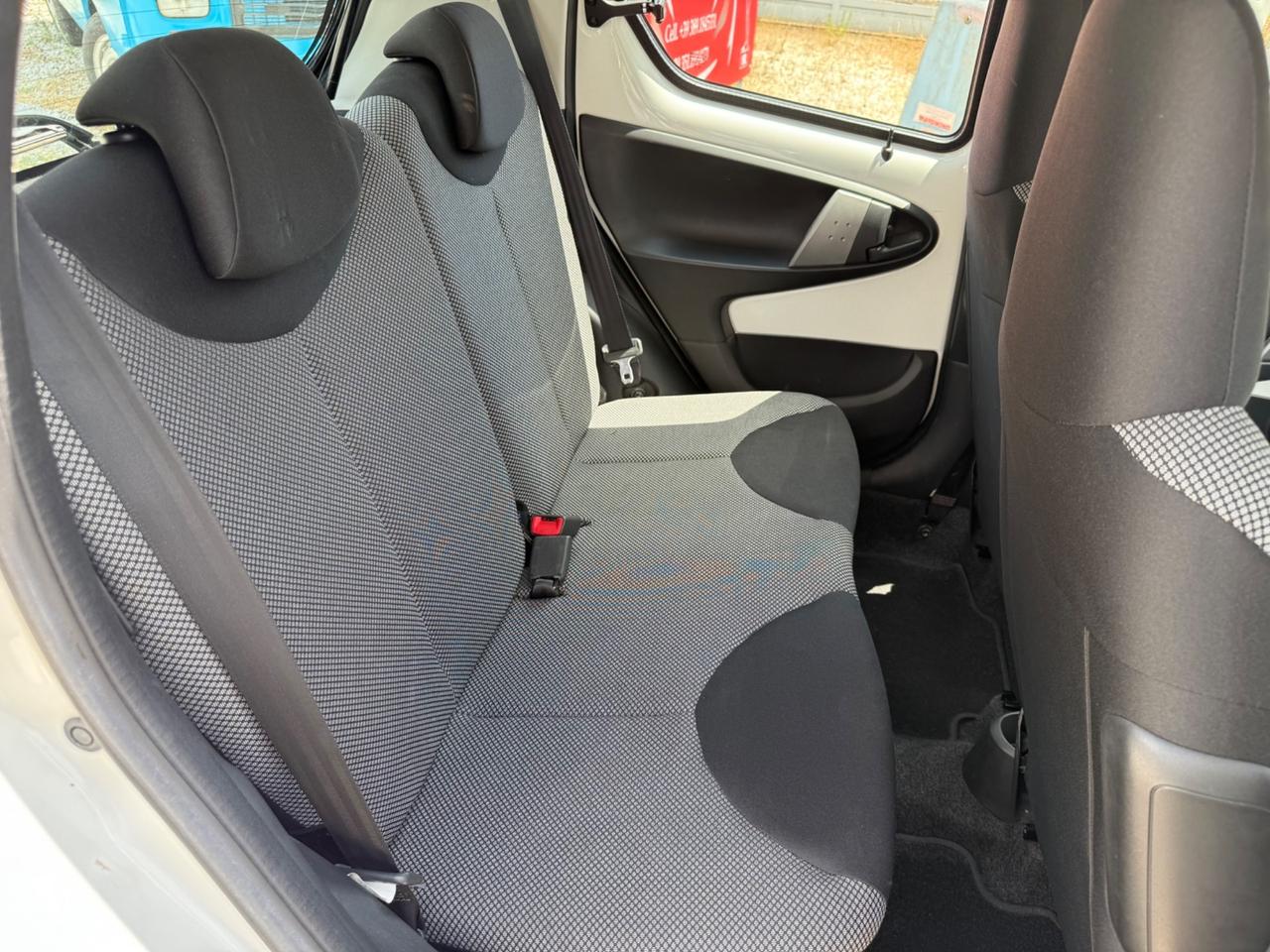Toyota Aygo 1.0 12V VVT-i 5P Tobasco MMT