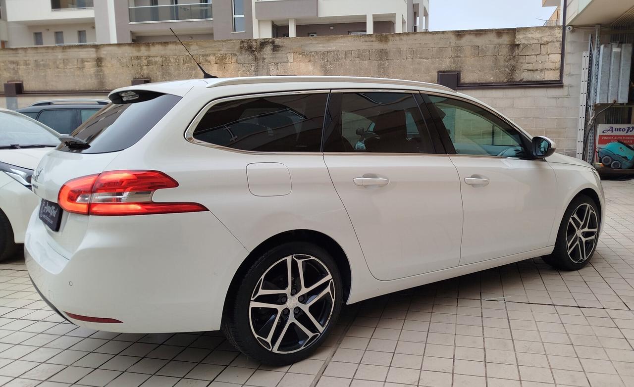 Peugeot 308 BlueHDi 130 S&S EAT8 SW Allure