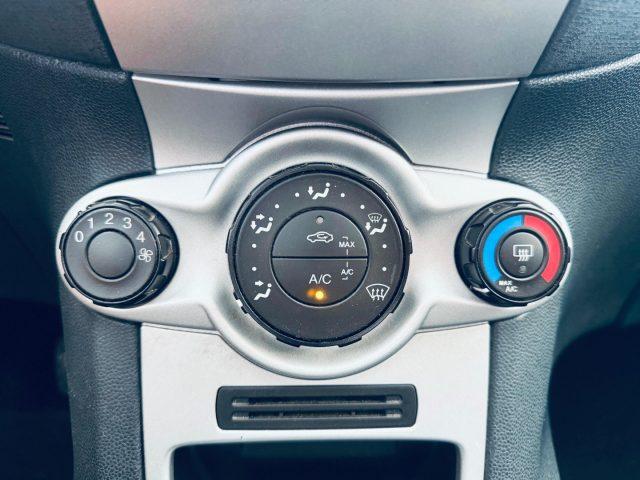 FORD Fiesta 1.4 GPL Titanium
