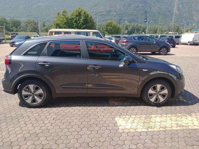 Kia Niro Niro I 2017 1.6 gdi hev Urban dct my18