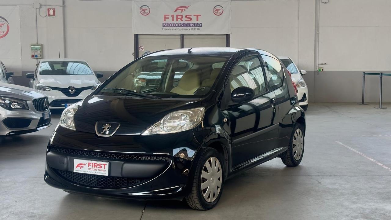 Peugeot 107 1.0 68CV 3p. Sweet Years