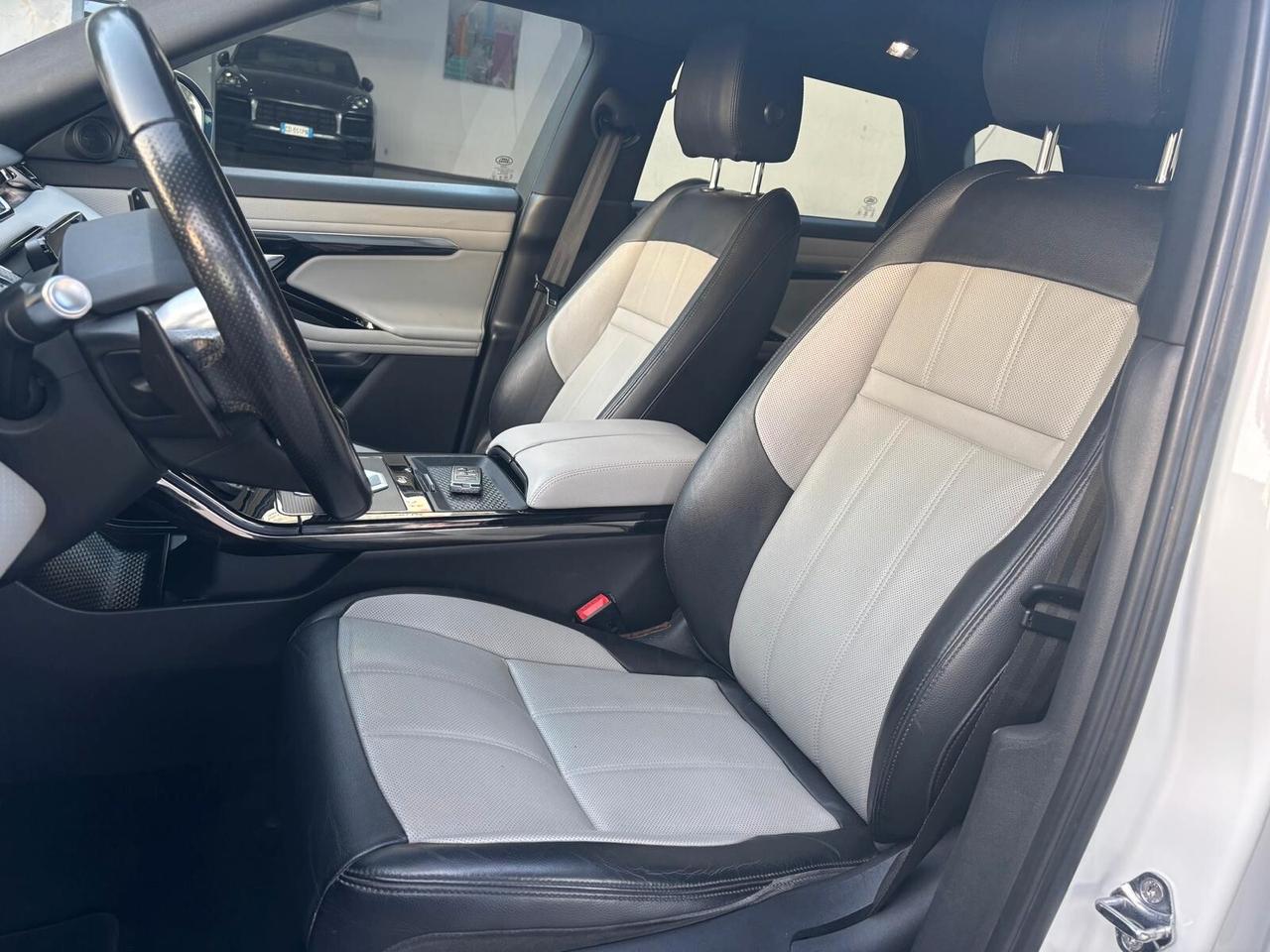 Land Rover Range Evoque 2.0d R-Dinamic