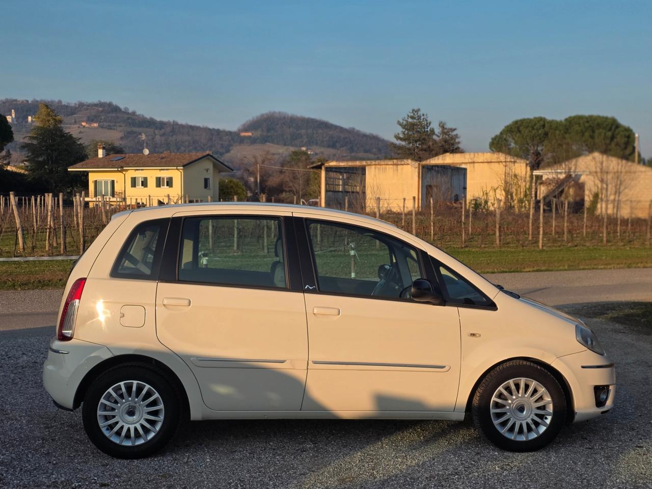 Lancia MUSA 1.3 Mjt 95 CV FINANZIABILE