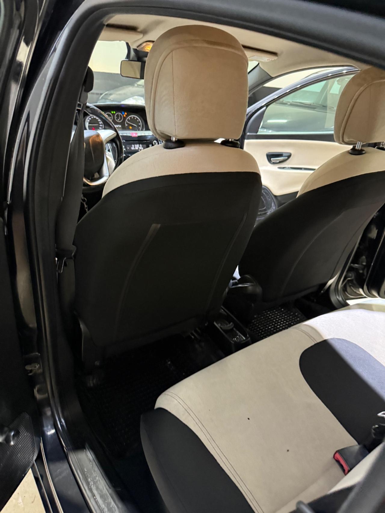 Lancia Ypsilon 1.2 69 CV 5 porte GPL Ecochic Gold