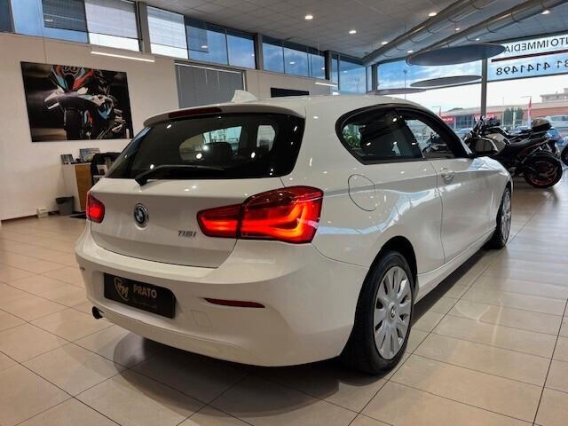 BMW 116 i 3p Urban