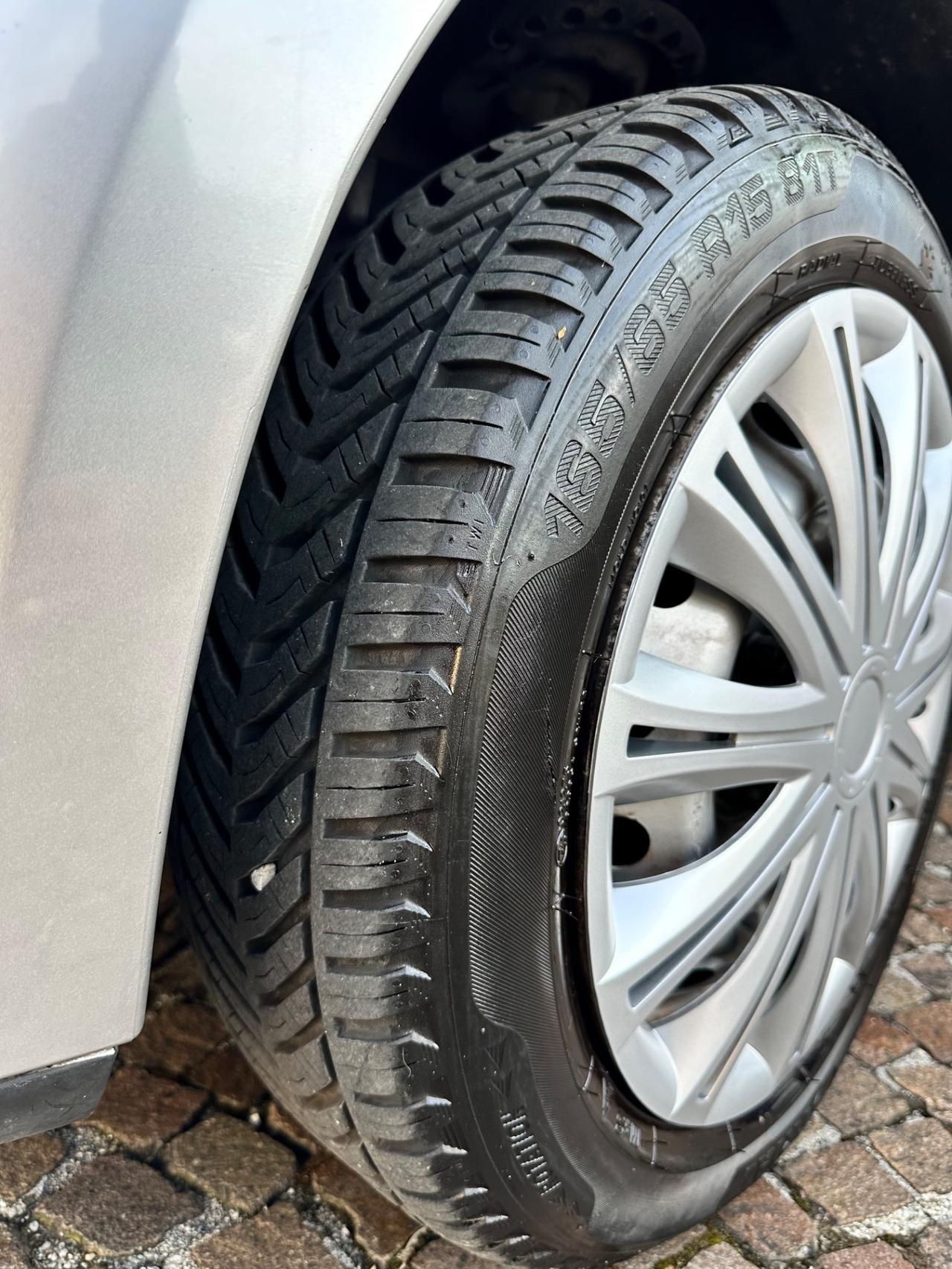 Renault Modus Grand 1.2Bz 75Cv 5P - Uniproprietario