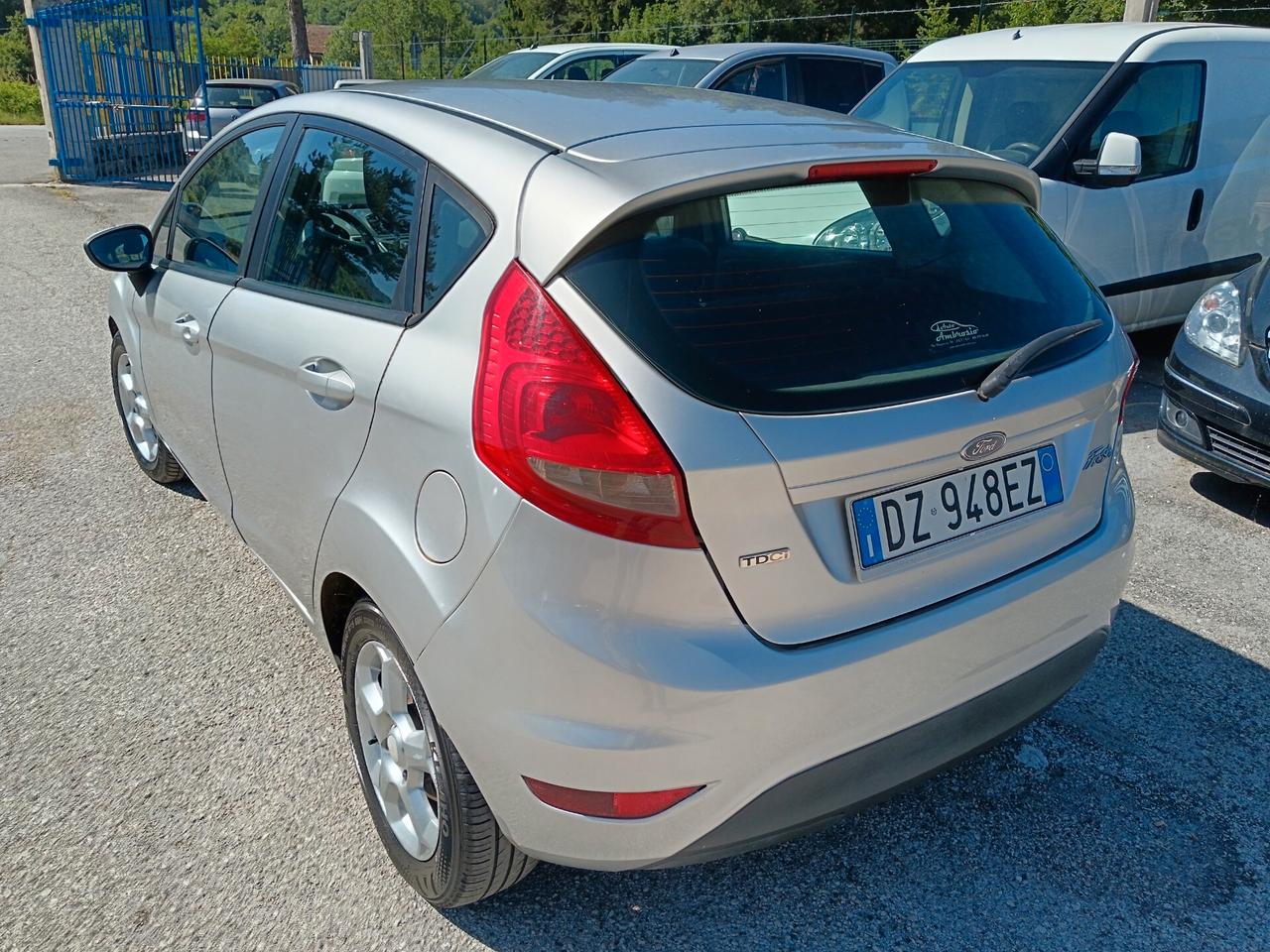 Ford Fiesta Fiesta+ 1.4 TDCi 70CV 5 porte